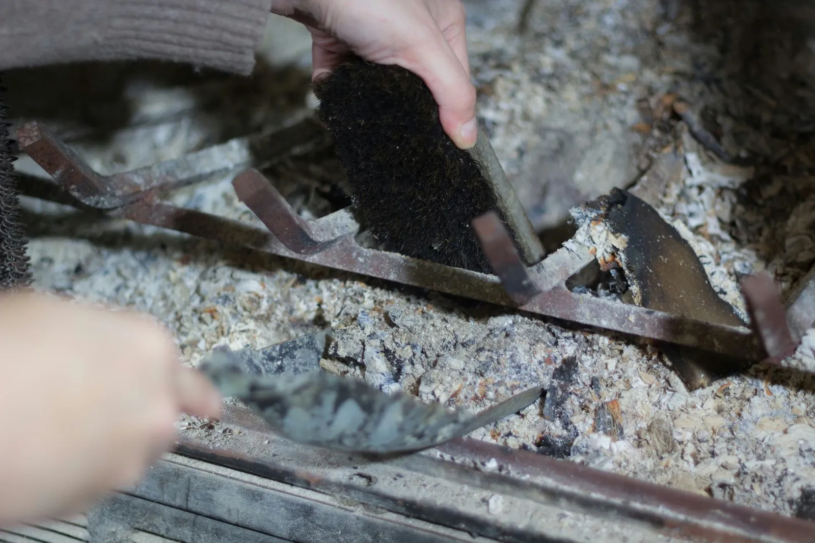 Safe Coal-Burning Practices for Rumford-Style Fireplaces