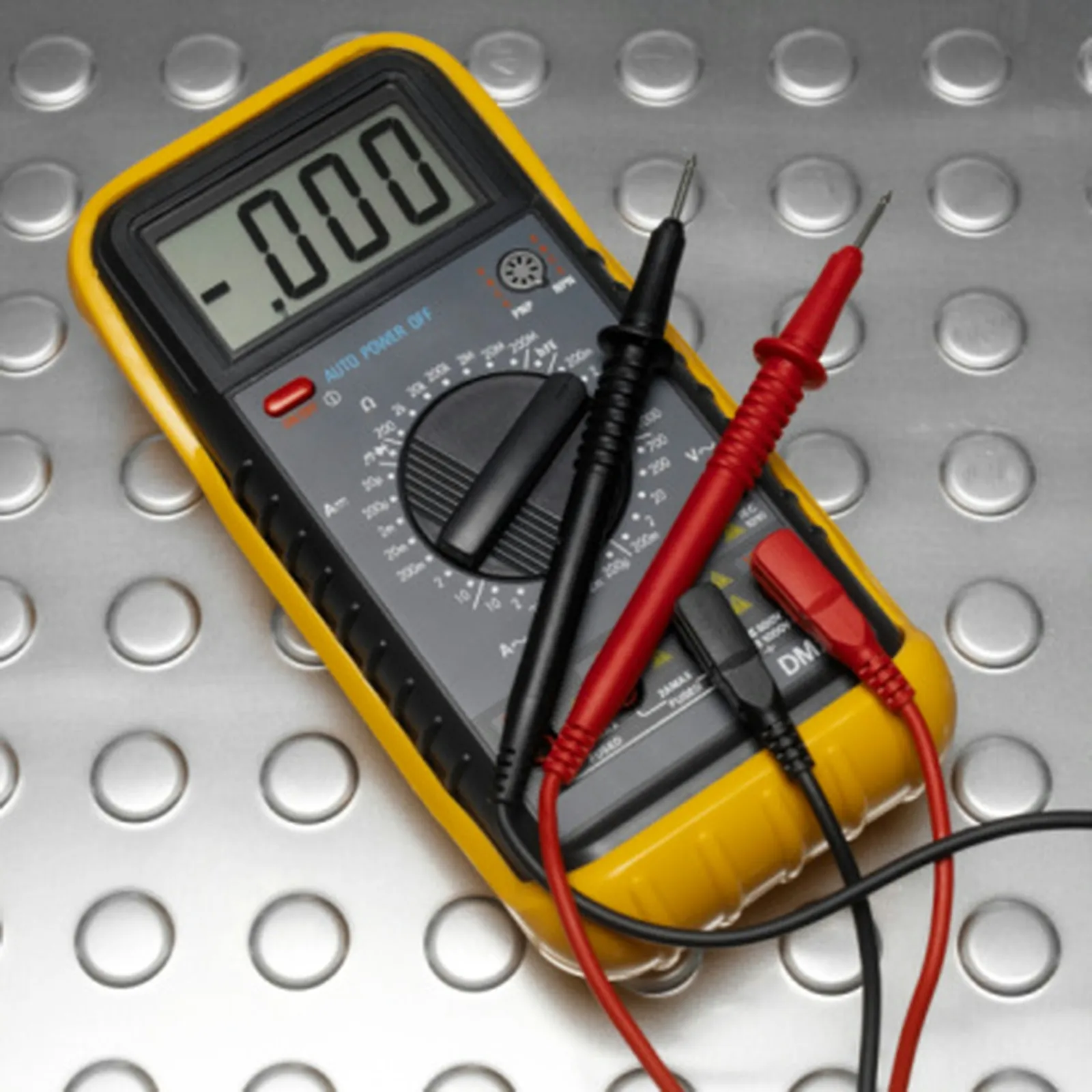 Testing a 12-Volt Light with a Voltmeter: A Step-by-Step Guide