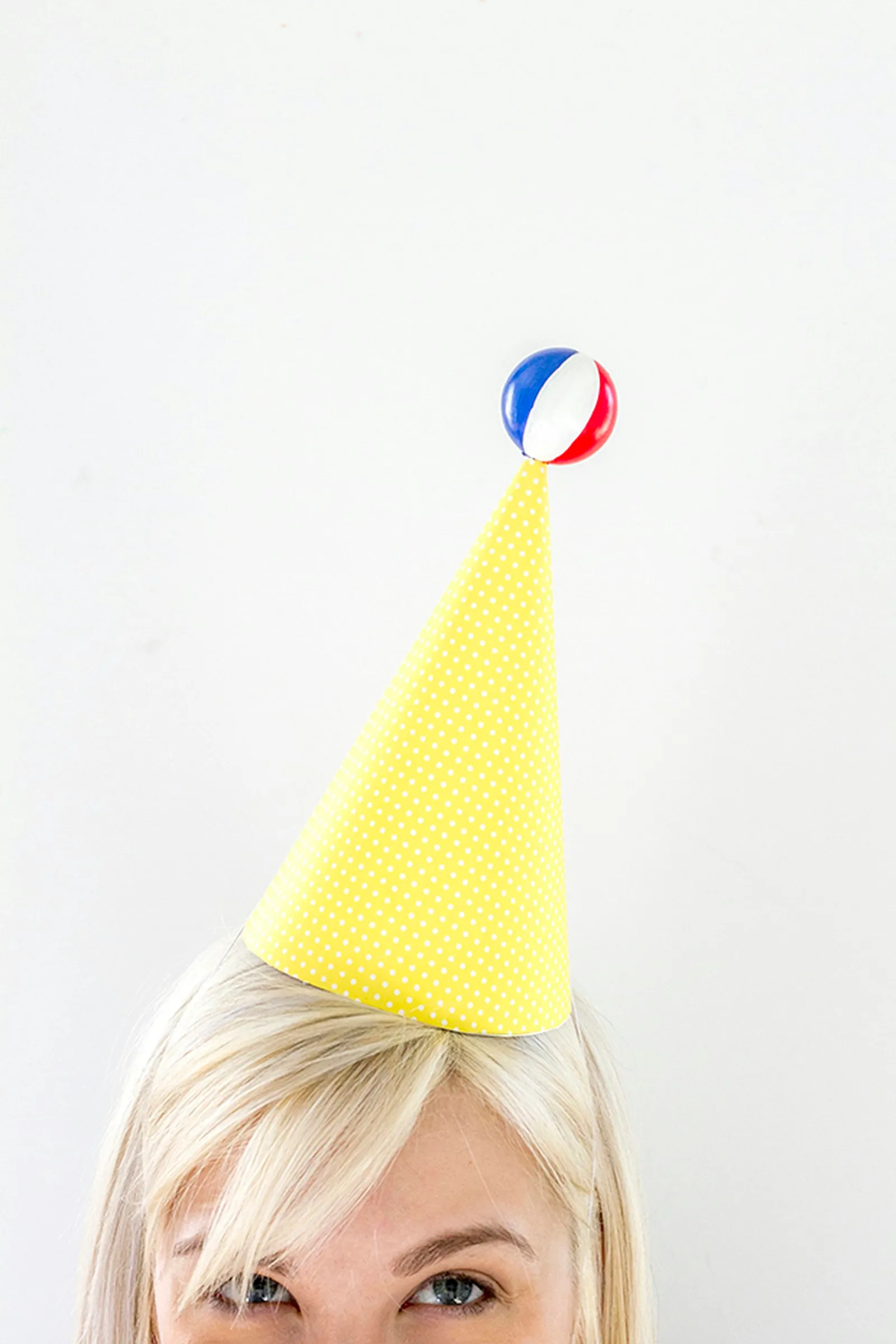 Miniature beach balls bring maximum fun to the party.