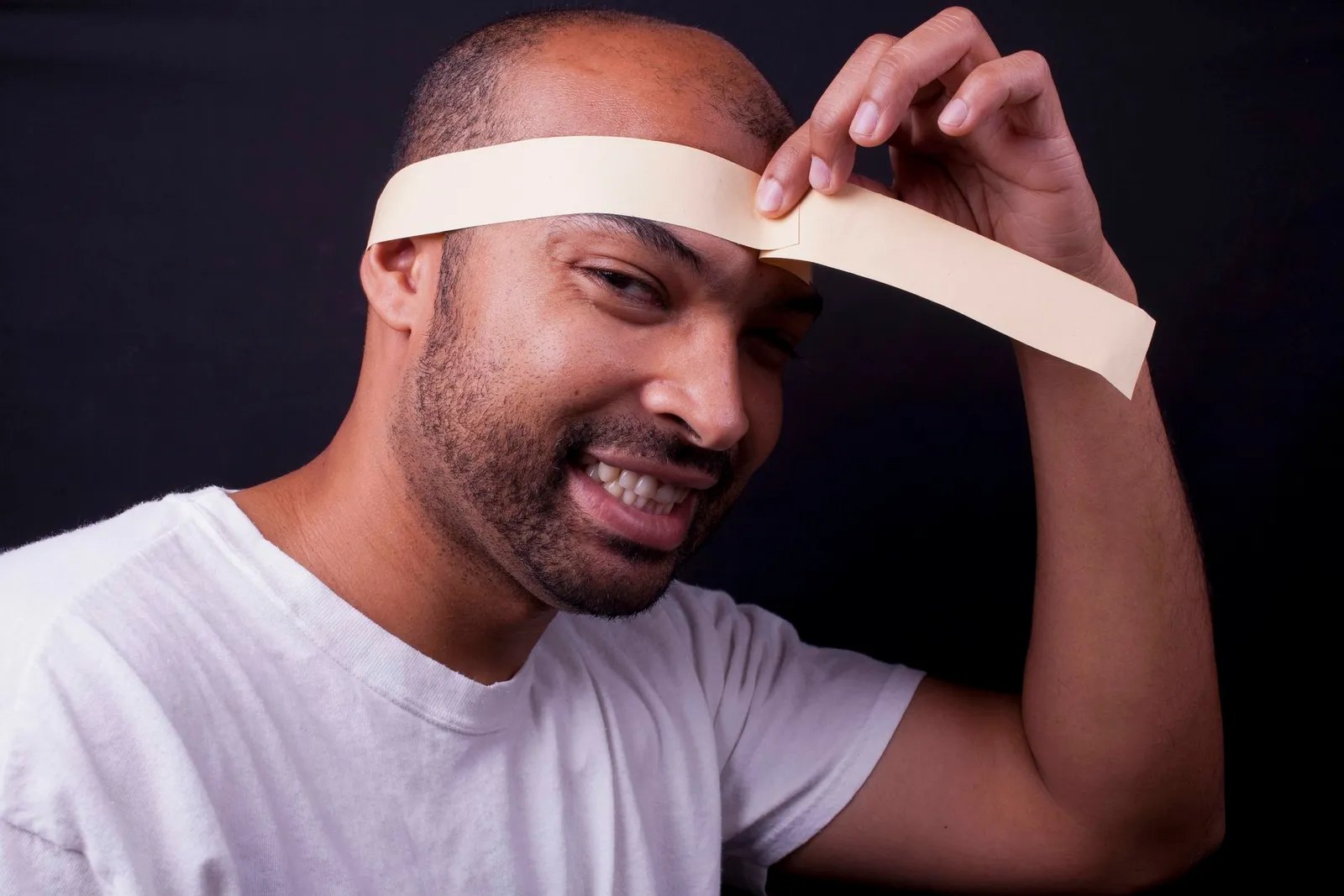 Crafting Pointy Ears from Manila Paper: A Simple Project for Kids