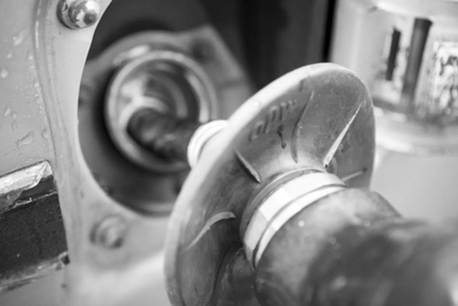 How a Faulty Fuel Pump Diaphragm Manifests
