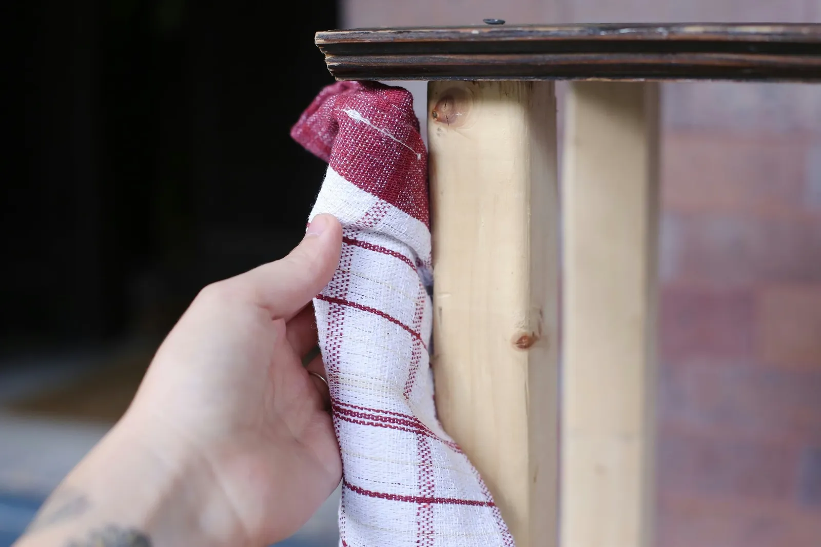 A Guide to Refinishing Wooden Bar Stools with Paint
