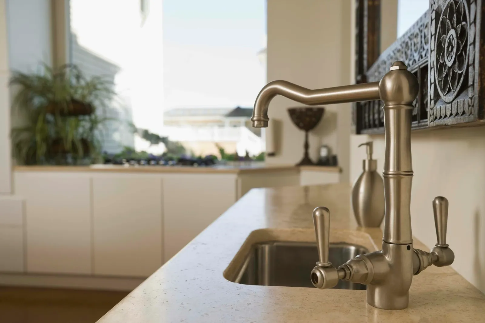 Comparing Eased and Double-Radius Countertop Edge Treatments