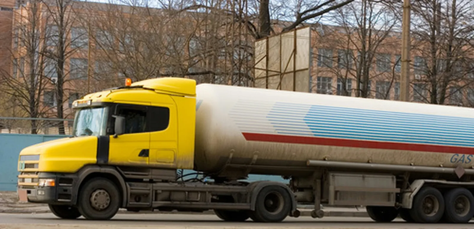 Tanker Truck Fuel Capacity: A Closer Look at Volumes and Design