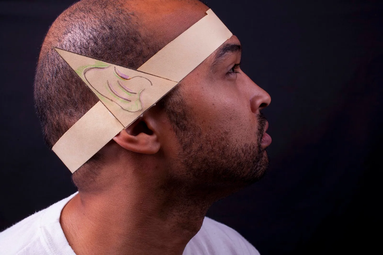 Crafting Pointy Ears from Manila Paper: A Simple Project for Kids