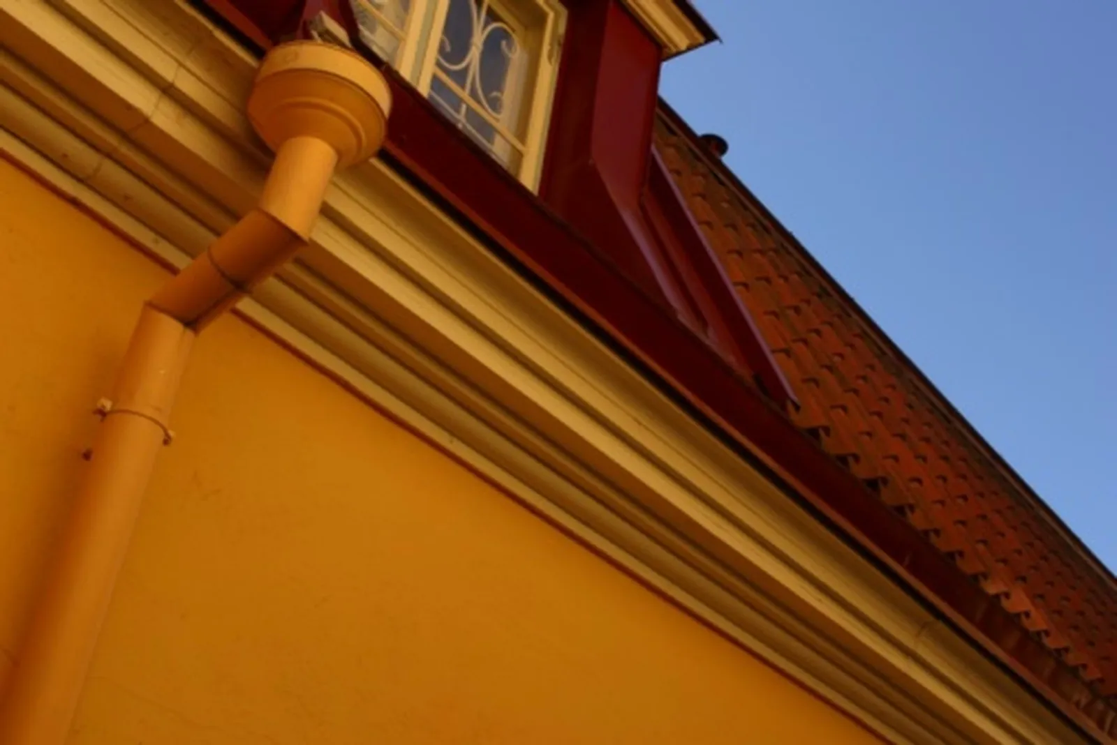 Sealing Attic Eaves: A Step-by-Step Guide to Improve Energy Efficiency